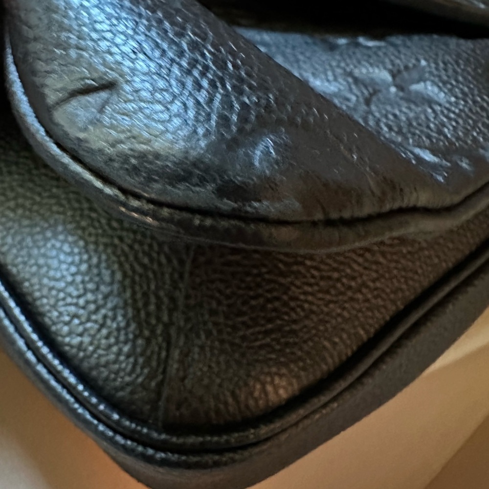 Louis Vuitton Black Pochette Métis Monogram Crossbody Bag - Picture 3 of 5